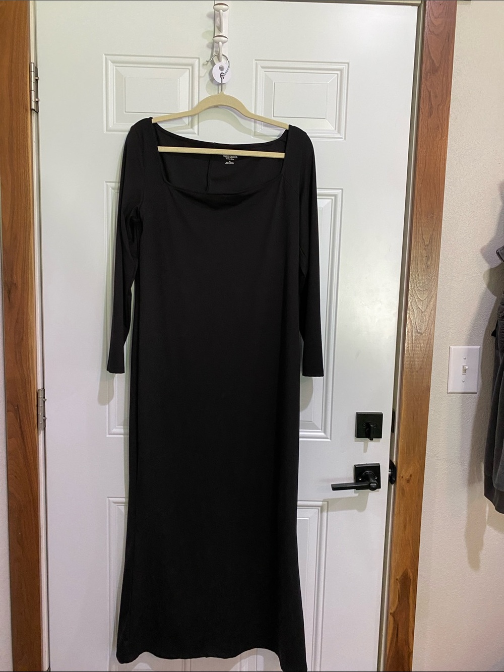 wild fable Black Long Sleeve Scoop Maxi Dress